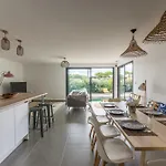 Casano Luxury Family Coastal With Pool *