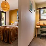 Casano Luxury Family Coastal With Pool *