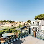 Casano Luxury Family Coastal With Pool וילה