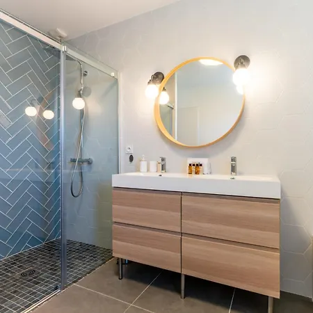 Casano Luxury Family Coastal With Pool