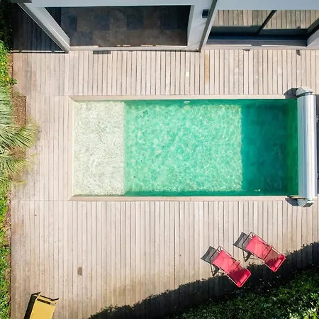 Casano Luxury Family Coastal With Pool Villa *