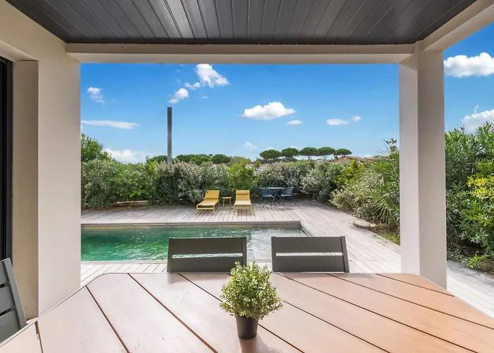 Casano Familiar De Lujo Con Piscina Villa Sérignan