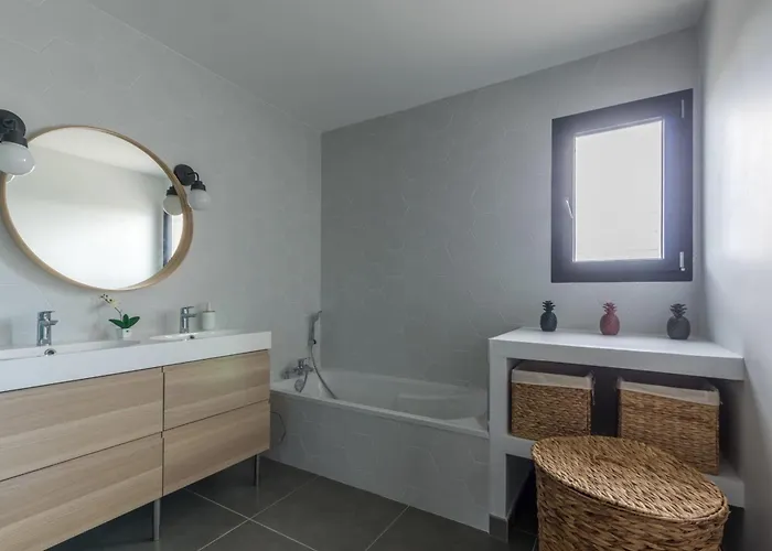 Casano Familiar De Lujo Con Piscina Villa *